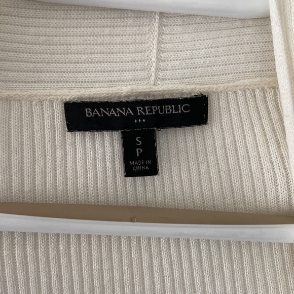 Banana Republic Long Open Cardigan - Picture 2 of 3